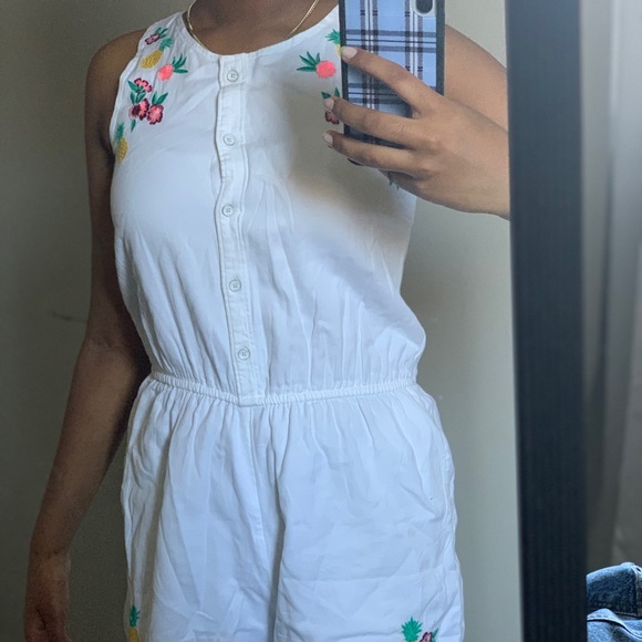 Abercrombie and Fitch kids Summer romper - Picture 3 of 3